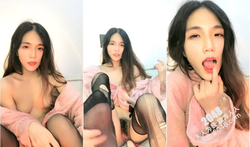 毛多的女人欲火强,气质冷艳小姐姐低调下海,眼神迷离,手指伸进黑森林揉搓,闭眼享受