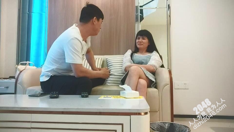 泡良大神爱情丶故事 真实约啪丰满良家全过程记录,短发少妇任意操