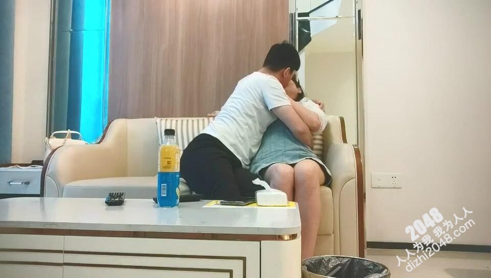 泡良大神爱情丶故事 真实约啪丰满良家全过程记录,短发少妇任意操
