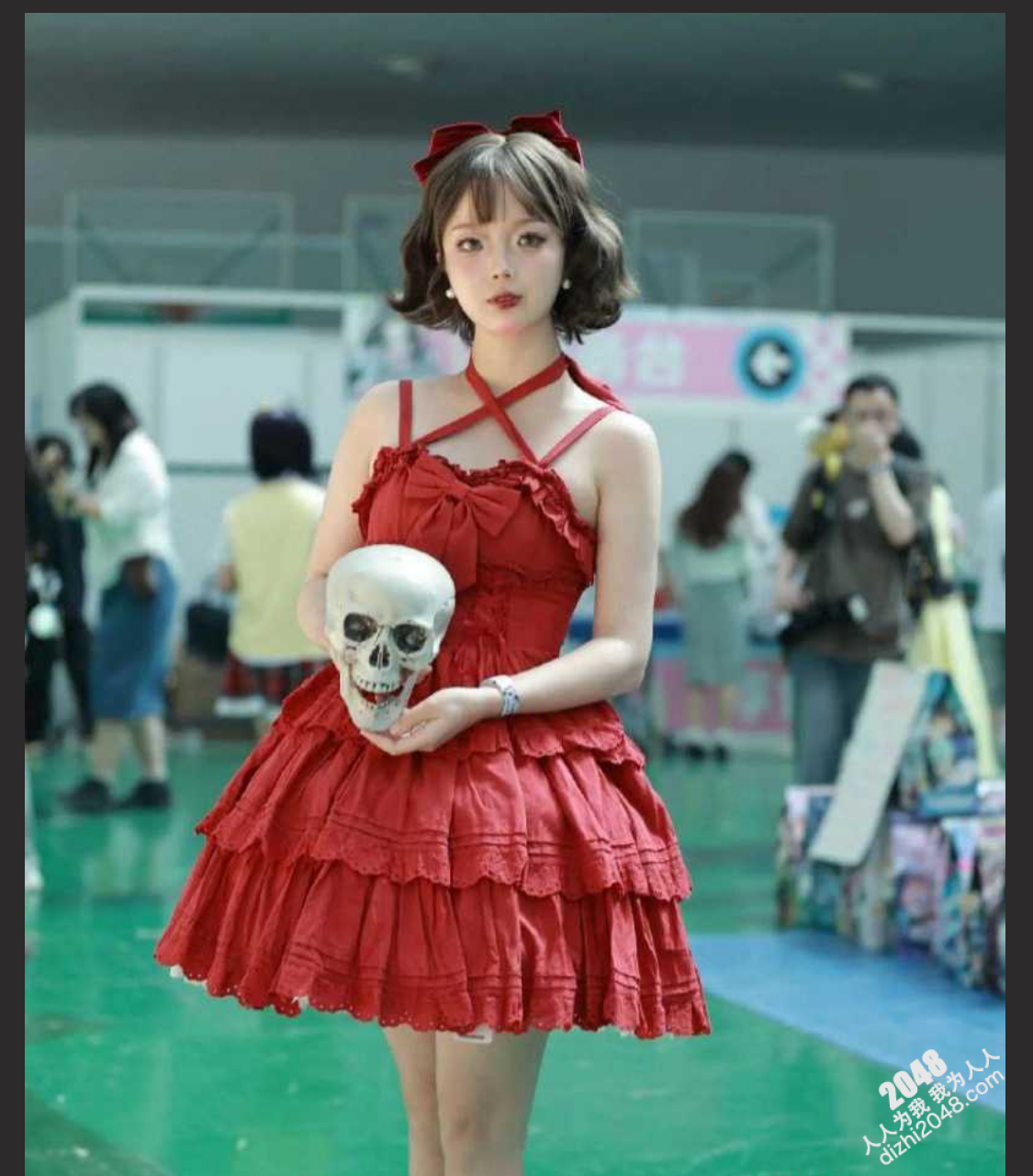 婚前婚房出轨偷情 江苏新娘出轨门事件!结婚前一夜和前男友穿着婚纱交流博被曝光!