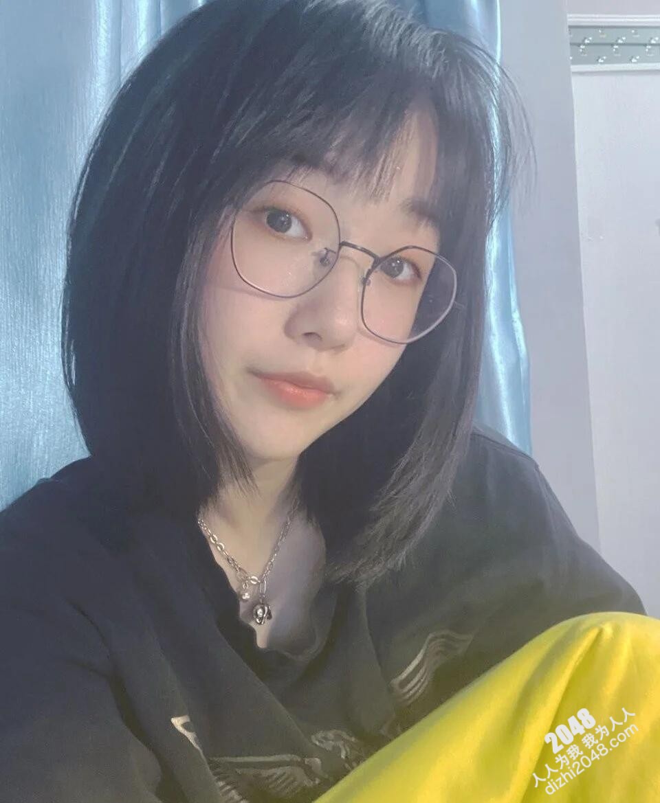 大奶学妹[15P]